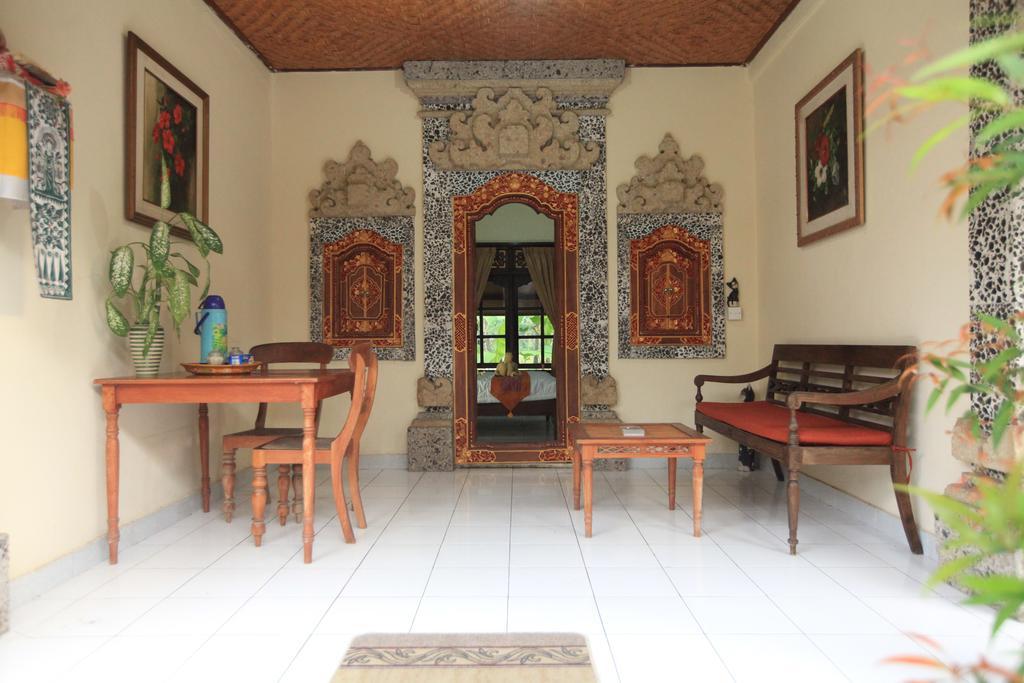 Liang House And Guest house